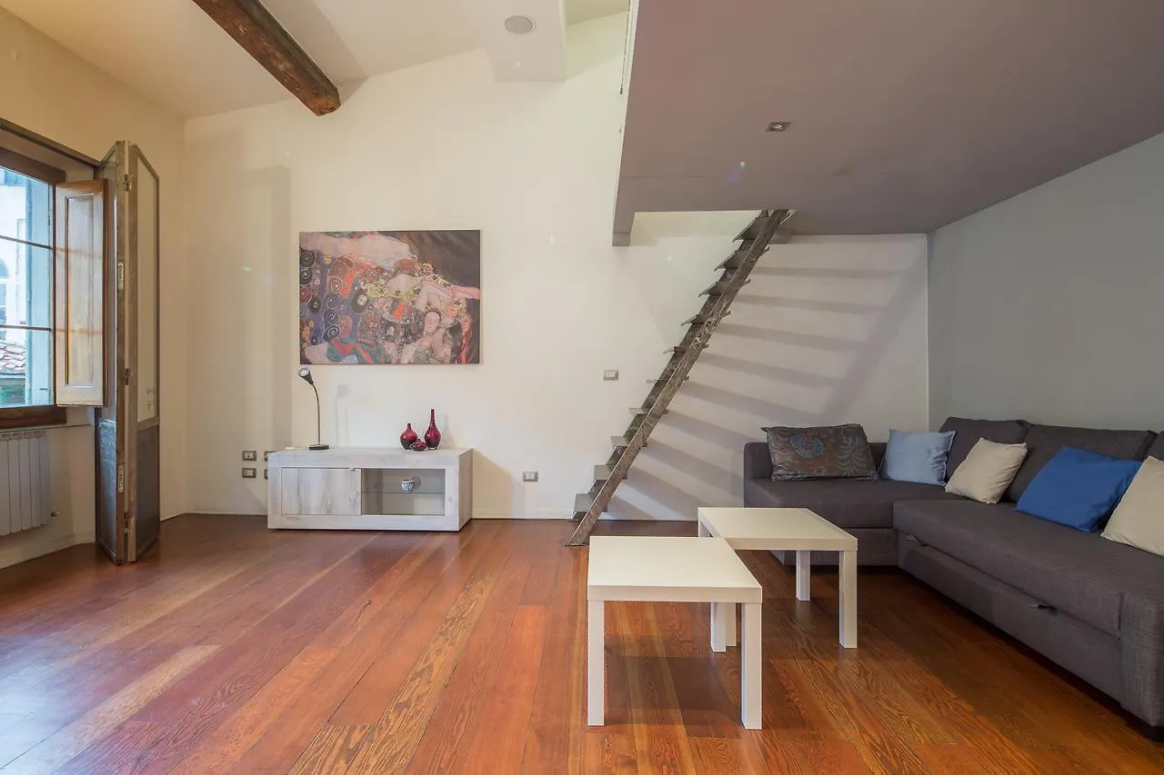 Serragli Loft Florença Itália