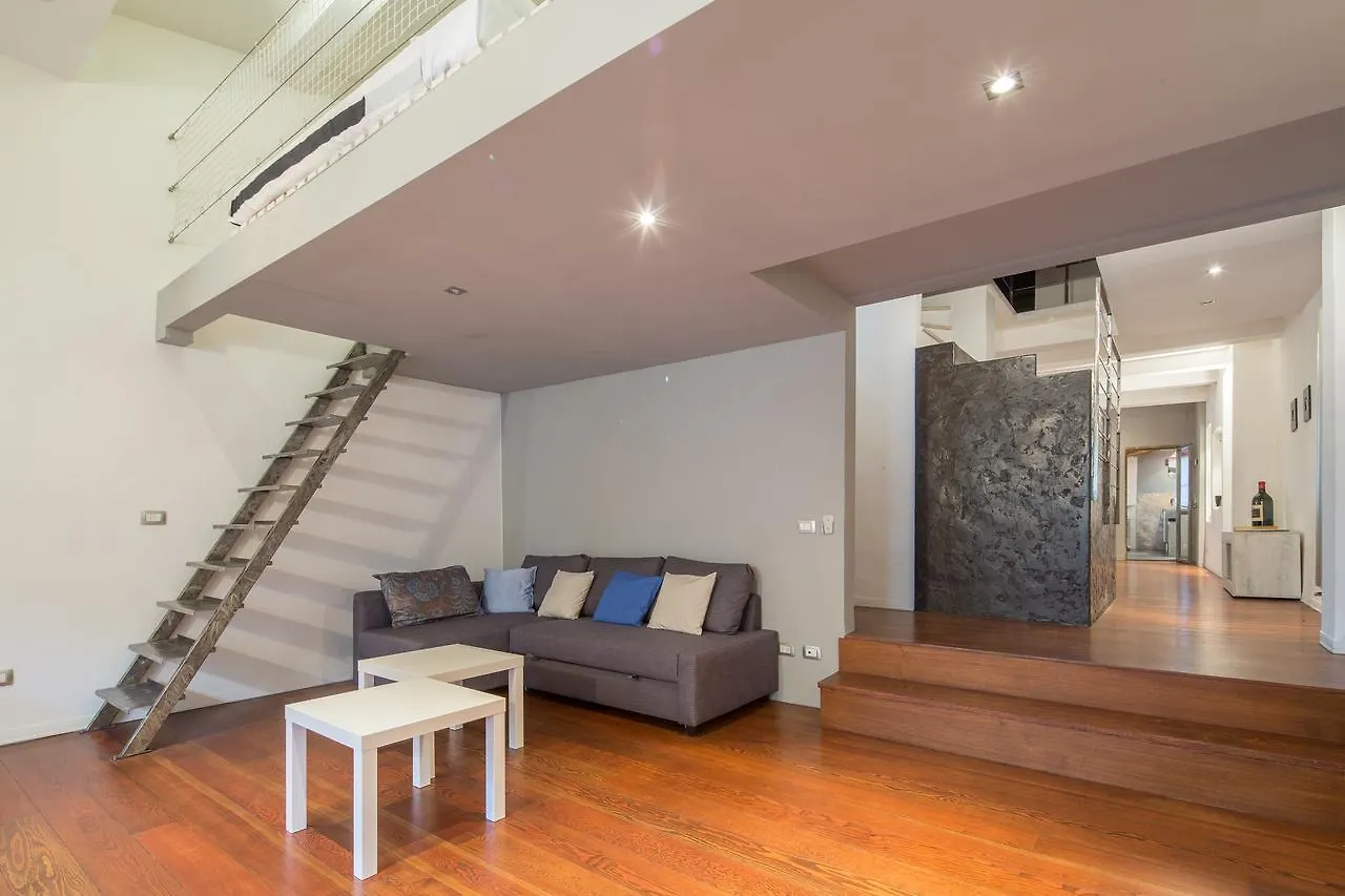 Serragli Loft Florença 0*,